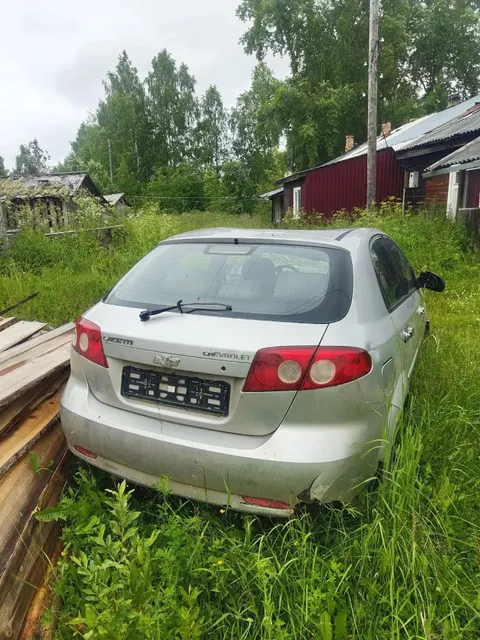Автомобиль Ford Focus, 2011 г.в., г.р.з. Р160СМ29, VIN X9FPXXEEDPBD67218, 1 шт. + Автомобиль ВАЗ 21110, 2004 г.в., г.р.з. Н674ВК29, VIN XTA21110040172777, отсутствует аккумулятор, 1 шт. + Автомобиль Шевроле Клан, хэчбэк, 2007 г.в., г.р.з. М039УО29, VIN XUUNF487J70002823, 1 шт. Единый лот. Реализация по прямом назначению. Сопроводительные документы отсутствуют.