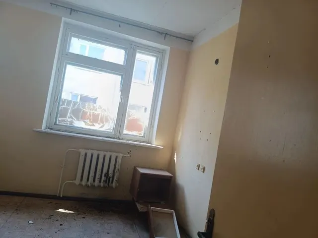 Нежилое помещение общей площадью 22,0 кв. м (кадастровый номер 53:23:7009401:300, РНФИ П13540000769), расположенное по адресу: г. Великий Новгород, пер. Мининский, д.7