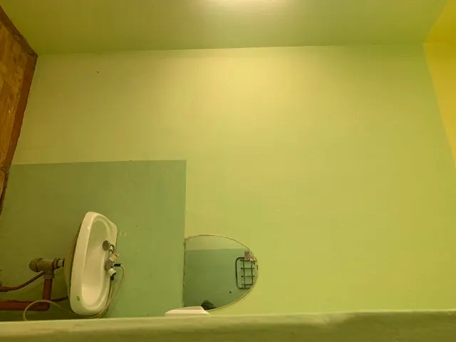 Нежилое помещение, площадью  5,1 кв.м, этаж 01, расположенное по адресу: Тюменская область, город Ишим, улица Путиловская, 4.