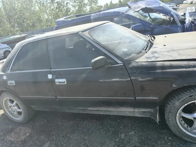 Автомобиль марки “Toyota Chaser”, государственный номер М 807 УС 65, 1991 г.выпуска, № кузова GX816334227, цвет черный.