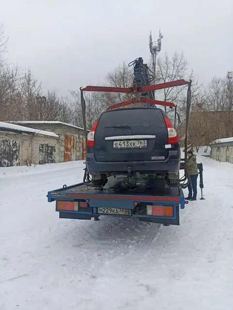 Автомобиль LADA 217130 LADA PRIORA гос.рег. знак Е413ХК763, VIN ХТА 217130С0083719 2012 г.в.