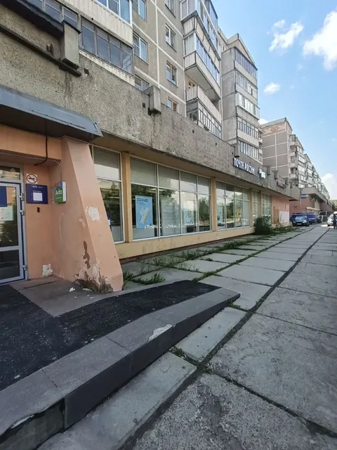 Лот № 1 Объект аренды, площадь 166,50 кв.м., номера помещений на поэтажном плане: 1 этаж, помещения № 1-13, адрес (местонахождение) объекта: Челябинская область, г. Магнитогорск, ул. имени газеты Правда, д. 9, пом. 5