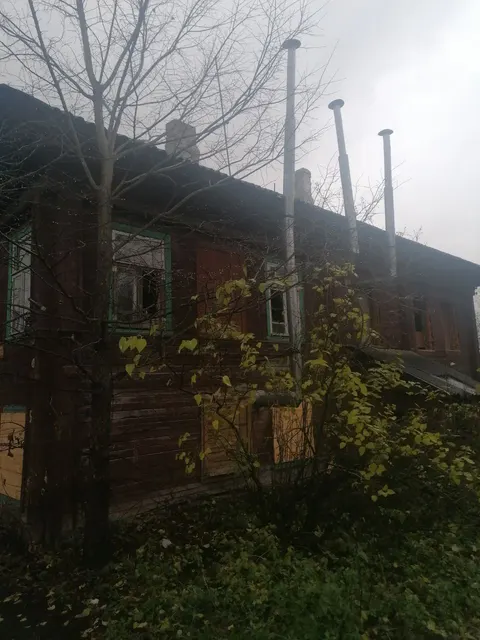 нежилое здание, общей площадью 220,0 кв.м., кадастровый номер: 76:21:020225:33, назначение - нежилое, количество этажей - 2, в том числе подземных 0, с земельным участком, общей площадью 808 кв.м., кадастровый номер 76:21:020225:11, категория земель - земли населённых пунктов, виды разрешённого использования - историко-культурная деятельность, расположенных по адресу: Ярославская область, г. Тутаев, ул. Ленина, д.51