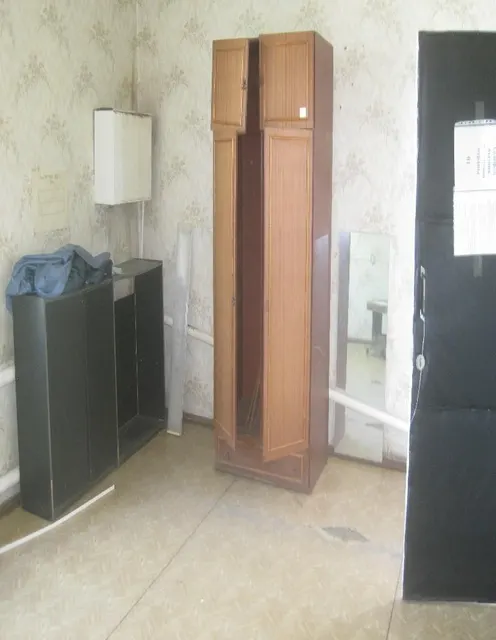 Продажа по минимально допустимой цене - нежилого помещения, площадью 19,2 кв.м, (реестровый номер федерального имущества П13640005973), кадастровый номер 64:12:120411:15, а также движимое имущество: решетка оконная, РНФИ-П25640000490, по адресу: Саратовская область, р-н Екатериновский, рп. Екатериновка, ул. Кооперативная, д. 5, пом. 8.