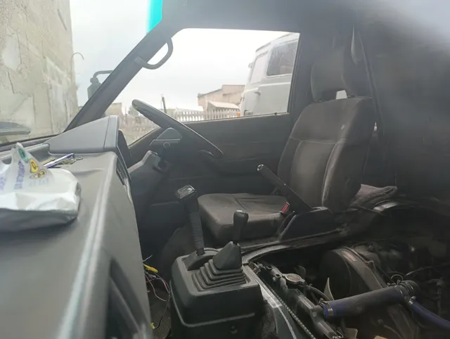 Автомобиль Mitsubishi Delika