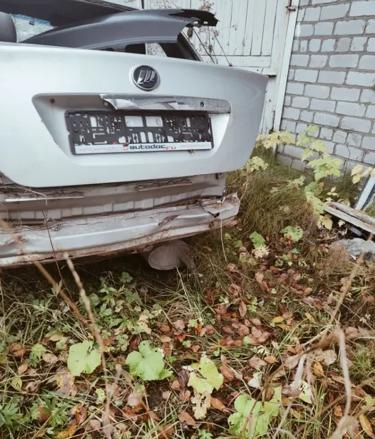 Автомобиль Лифан 214813, VIN X9W214813A0002072, 1 шт. Реализация в качестве годных остатков. + Мотоцикл ZID250, без г.р.з., VIN X1SM51031NC033423, 1 шт. Реализация по прямому назначению. Единый лот. Сопроводительные документы отсутствуют.