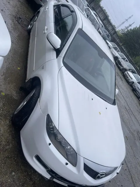 Автомобиль «Мазда -6», г/н Т525ХО 66, белого цвета, 2005 г. в., VIN JMZGG12F661604786