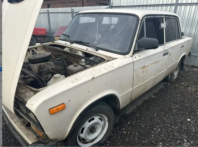 Автомобиль ВАЗ 2106