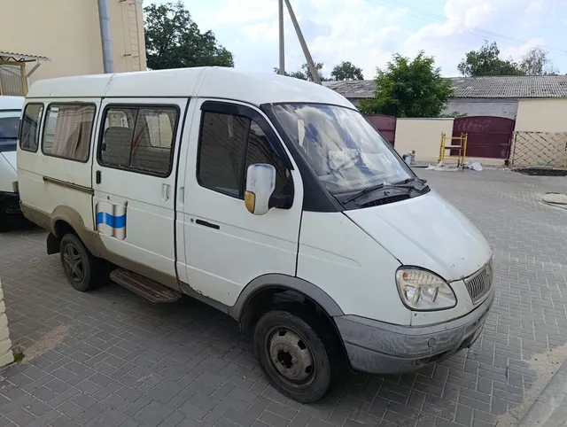 Автомобиль ГАЗ-322137