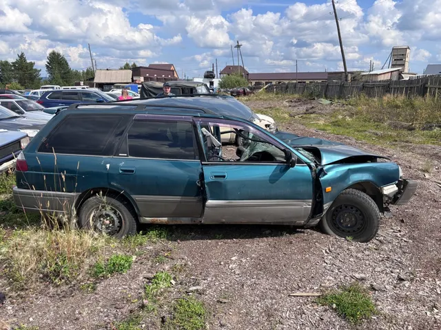 Автомобиль NISSAN AVENIR в аварийном состоянии после ДТП, г/н У292УЕ24, 1996 г.в., кузов № PW10114475, двигатель № SR20 731443A, цвет зеленый, комплектность и состояние  не проверялась данное  имущество обращено в доход государства, (Документы отсутствуют)Находится в Богучанском районе