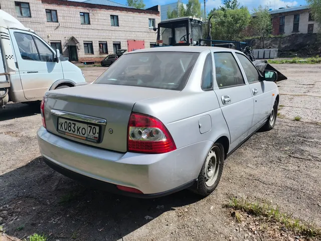 Автомобиль Lada Priora 21703-31-057, бывшее в употреблении транспортное средство, год выпуска - 2015г., не эксплуатируется с 25.01.2024г., цвет – светло-серебристый металл.