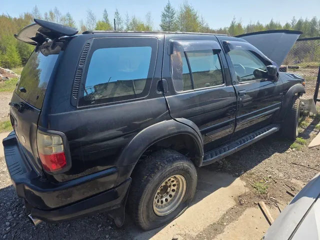 Автомобиль марки Nissan Terrano, г/н P637РУ27, 1985 г.в, № кузова RR50001113, серого цвета/черного