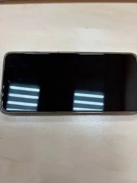 Мобильный телефон марки «Tecno POVA». 1 шт