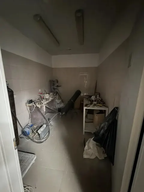 - нежилое помещение № 257, площадью 1,8 кв.м., - нежилое помещение № 258, площадью 2,2 кв.м.,  - нежилое помещение № 259, площадью 2,8 кв.м., - нежилое помещение № 260, площадью 8,1 кв.м., - нежилое помещение № 261, площадью 15,1 кв.м., - нежилое помещение № 262, площадью 6,6 кв.м., общей площадью 36,6 кв.м., расположенные на 1 этаже здания по адресу: г. Пенза, ул. Окружная, стр. 163, СЗК «Дизель-Арена» (кадастровый номер: 58:29:3001002:982).   Целевое: оказание услуг.