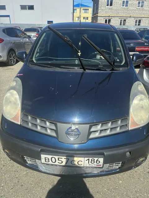 Автомобиль марки "NISSAN NOTE 1.4 ELEGANCE" VIN-SJNFAAE11U1087871, 2006 г.в., темно-синего цвета, г/р/з В057СС186 (ключи и документы отсутствуют, техническое состояние не проверялось, пробег не известен). Имущество продается в том виде, в каком оно есть, в случае продажи возврату/обмену не подлежит. За скрытые дефекты имущества Продавец ответственности не несет.