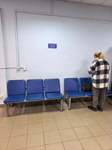 Лот №1 Часть здания поликлиники, кадастровый номер 62:29:0110012:255 (часть помещения №3 площадью – 1,0 кв.м. на первом этаже согласно паспорту БТИ), расположенного по адресу: г. Рязань, ул. Новоселов,  д. 26/17 литера А, являющегося государственной собственностью Рязанской области и находящегося в оперативном управлении ГБУ РО «ГКБ № 11». Под размещение одного торгового автомата по продаже снеков и напитков в пластиковой и жестяной таре.
