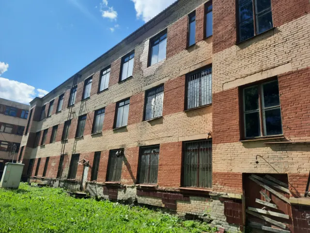 Часть трехэтажного Здания административного корпуса (лит. Б)