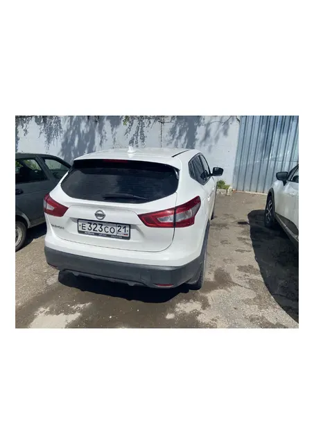 АМТС NISSAN QASHQAI, 2017 г.в., г/н Е323СО21, VIN Z8NFBJ11ES024974, белого цвета