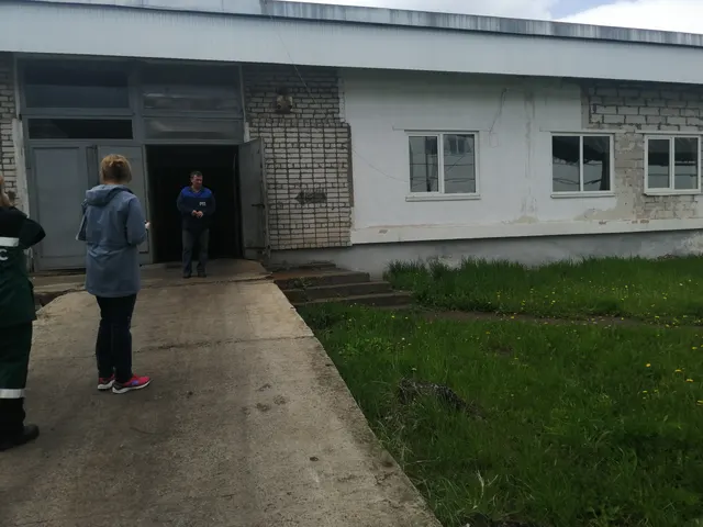 Нежилое помещение площадью 1079,7 кв.м с кадастровым номером 59:12:0810101:1136, по адресу: Пермский край, г.о. Чайковский, г. Чайковский, Подвал пом. №№ 1-18,21,22,25,27-62, 1 этаж пом. №№ 47,49.