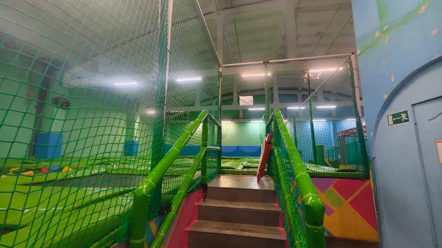 Батут: 00-000001