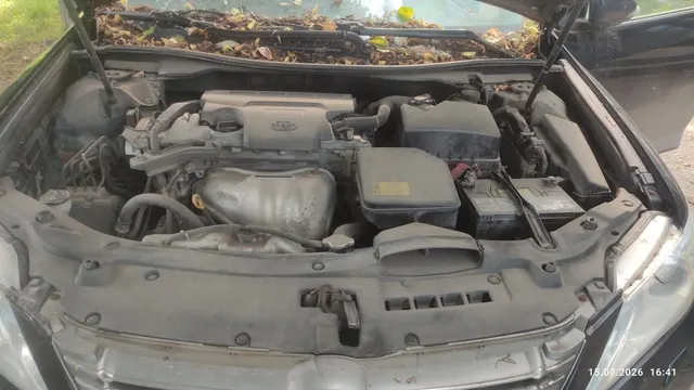 Транспортное средство TOYOTA Camry
