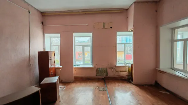 Помещение, назначение: нежилое, наименование: помещение, общей площадью 209,5 кв. м., этаж №02, кадастровый номер: 48:16:0470402:82, расположенное по адресу: Российская Федерация, Липецкая область, Усманский муниципальный округ, город Усмань, улица Советская, дом 18, помещение 1