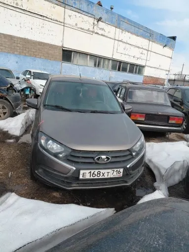 Автомобиль марки Лада Гранта 219070 (168)