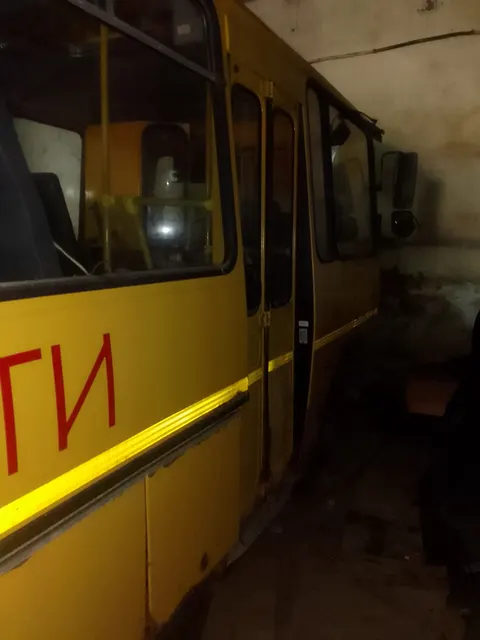 Автобус для перевозки детей ПАЗ 32053-70, 2015 года выпуска, модель, № двигателя 523420 F1002713, цвет кузова (кабины, прицепа) желтый, идентификационный номер (VIN) X1M3205BXF0002027, паспорт транспортного средства 52 ОК 462374 выдан 13 июля 2015 года, государственный регистрационный знак К006ВТ159