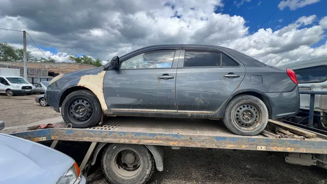 Автомобиль "GEELY GC6", 2014 г/в, г/н А 197 МН 156, VIN X9W8624SGED003875, стального цвета, ключ, стс, ЗАЛОГ Информация о залогодержателе скрыта от публикации