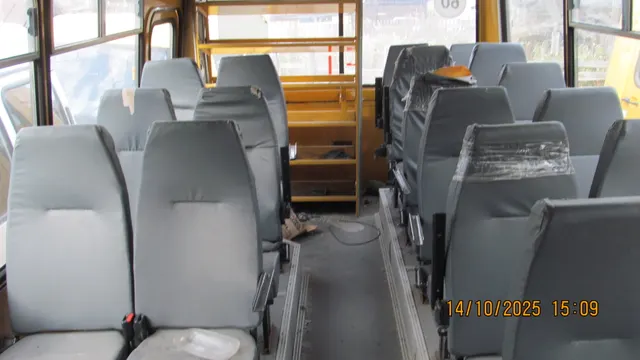 Транспортное средство ПАЗ-32053-70, автобус для перевозки детей, VIN Х1М3205СХС0003569, 2012 года выпуска, модель № двигателя 523400 С1005569, шасси (рама) № отсутствует, кузов (кабина, прицеп) № Х1М3205СХС0003569, цвет желтый. Паспорт транспортного средства 52 НН 980282, выдан 17.07.2012 ООО «Павловский автобусный завод», Россия, Нижегородская область, г. Павлов, ул. Суворова, д. 1.  Государственный регистрационный номер В082КЕ159