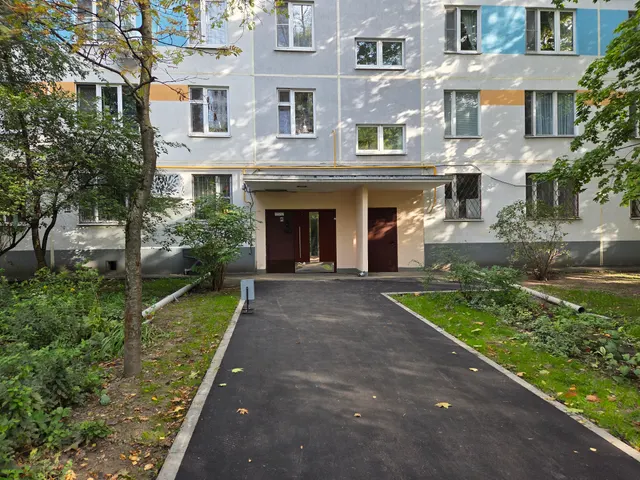 Продажа имущества, находящегося в собственности города Москвы, жилое помещение по адресу: г. Москва, ул. Оборонная, д. 8, кв. 111, общей площадью 62,8 кв. м (этаж № 1), кадастровый номер: 77:02:0010003:5739