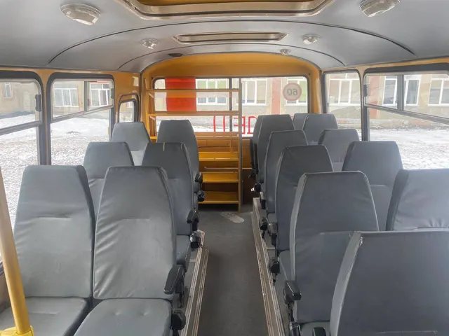 Автобус ПАЗ – 32053-70 для перевозки детей, рег.номер А813АТ142. Модель, № двигателя: 523400 С 1005447, Кузов №: Х1М3205СХС0003998