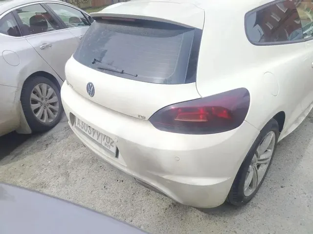 Автомобиль Volkswagen Scirocco, 2012 г.в., г/н А303УУ702, идентификационный номер (VINWVWZZZ13ZCV040582),