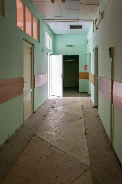 Помещение, назначение: нежилое, наименование: помещение №1 (поликлиника), площадь 1 274,2 кв. м., номер, тип этажа, на котором расположено помещение, машино-место: этаж № 1, цокольный, кадастровый номер: 48:20:0012801:86, расположенное по адресу: Липецкая область, г Липецк, ул Филипченко, д 5, пом 1