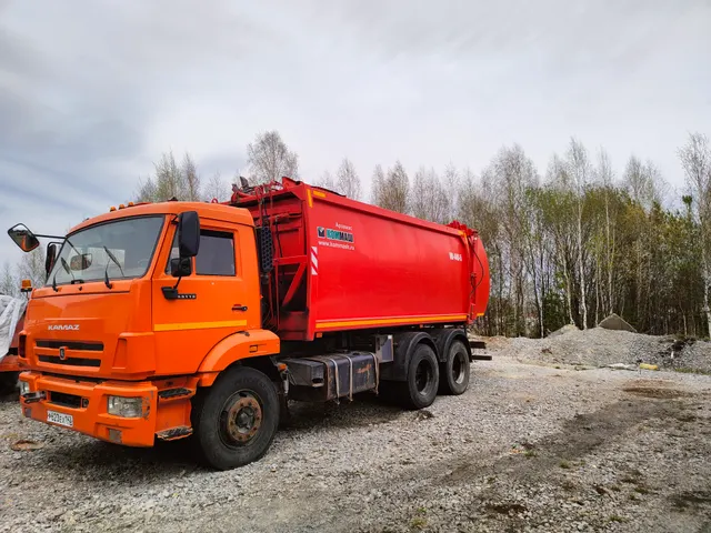 Мусоровоз КО 440-5 Идентификационный номер (VIN) – XVL 483230G0002026; Год изготовления ТС 2016; Модель, № двигателя 740622, G2823892; Шасси (рама) № XTC651154G1345350; Кузов (кабина, прицеп) № 2439860; Цвет кузова (кабины, прицепа) Оранжевый RAL 2009; Тип двигателя дизель, рег. № Р623EX142