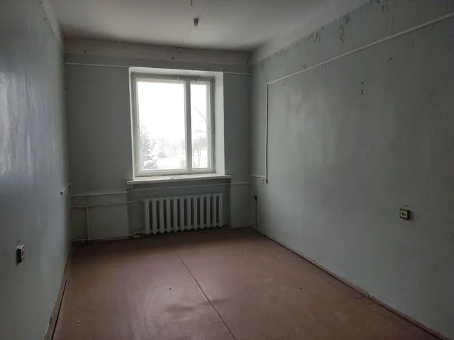 Нежилое помещение с кадастровым номером 37:08:050307:369, площадью 16,9 кв.м., расположенное по адресу: Ивановская область, р-н Комсомольский, г. Комсомольск, ул. Люлина, д. 16, пом. 68 (3 этаж, лит.А)