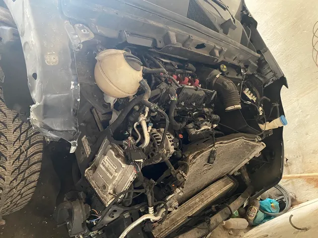 Должник ООО «РОСТЭКСПОСНАБ 8». Автомобиль легковой универсал EXEED VX, 2022 г.в., г/н: Е823ВК180, цвет: СЕРЫЙ, VIN: LVTDD24B7ND346378, Номер кузова (прицепа): LVTDD24B7ND346378, № двиг.: ADNK00995, Объём двигателя, см. куб.: 1998.000. Нач. цена: 1077977,06 руб., в т.ч. НДС 22%. Задаток: 161 700 руб.