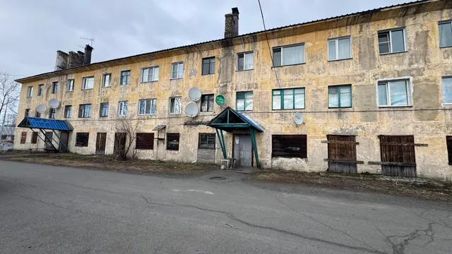 1/3 доли в праве общей долевой собственности на жилое помещение общей площадью 56,6 кв. м, кадастровый номер 41:06:0010115:168, местоположение: Камчатский край, Мильковский р-н, с. Мильково, ул. Лазо, д. 63, кв. 21.
