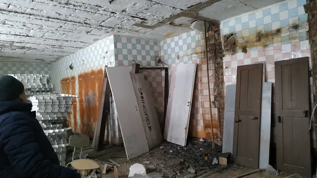 Здание, назначение: нежилое, количество этажей 2, площадь 609,8 кв.м, кадастровый номер 59:07:0010801:932,  здание, назначение: нежилое, площадь 90,6 кв.м, кадастровый номер 59:07:0010801:945, земельный участок, площадь 1412 кв.м, кадастровый номер 59:07:0010801:597