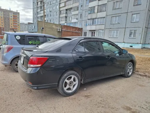 Легковой автомобиль седан TOYOTA Allion, 2016 г.в., г/н M714PУ124, VIN отсутствует, номер кузова NZT2603178497, номер двигателя F080065, цвет черный. Начальная цена продажи 1 371 000 руб. Задаток 205700 руб.