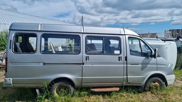 ГАЗ-32213