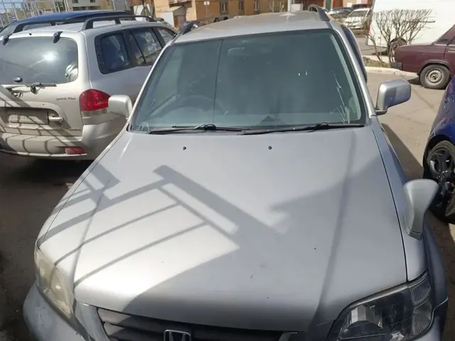 Автомобиль Honda CR-V, г/н Х014ТК24, 1997г.в., № кузова RD11210331. Рабочее состояние, и комплектность автомобиля не проверялось. Находится в г. Красноярск, данное имущество обращено в доход государства (Документы, ключи отсутствуют). (202/26)