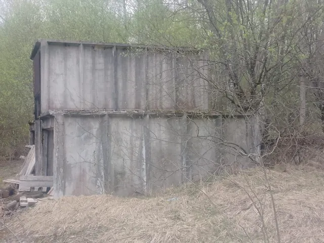 Недвижимое имущество по адресу: Тульская область, Алексинский район, поселок Новогуровский, улица Спортивная, д.16,в составе: нежилое здание,пл.2909,3кв.м,К№71:01:020306:767;гараж,пл.18,20кв.м.,К№71:01:020306:741,гараж,пл.18,20кв.м.,К№71:01:020306:740;гараж,пл.18,20кв.м.,К№71:01:020306:739;гараж,пл.38,5кв.м.,К№71:01:020306:729;мехмстерская,пл.75кв.м.,К№71:01:020306:732;зем.уч., кат.земель: земли населенных пунктов, разр.исп. для произв. деятельности здравницы, пл.65 234кв.м.,К№71:01:020306:6