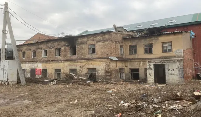помещение, назначение: нежилое, номер, тип этажа, на котором расположено помещение: этаж № 1, этаж № 2, площадь 290,7 кв. м, кадастровый номер: 56:44:0220005:447, адрес: Российская Федерация, Оренбургская область,                            г. Оренбург, ул. Пролетарская/ул. Советская, д. 29/44, пом. 7.