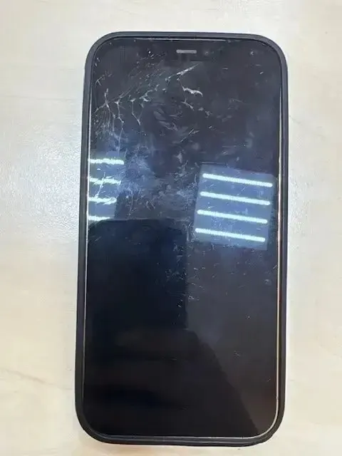 Мобильный телефон марки «iPhone 12 Pro». 1 шт