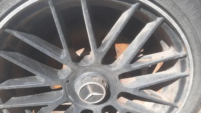 Транспортное средство Mercedes Benz S 500 4 Matic, 2006 года выпуска, цвет - серебристый, VIN WDD2210861A104867, государственный номер Р089СВ29