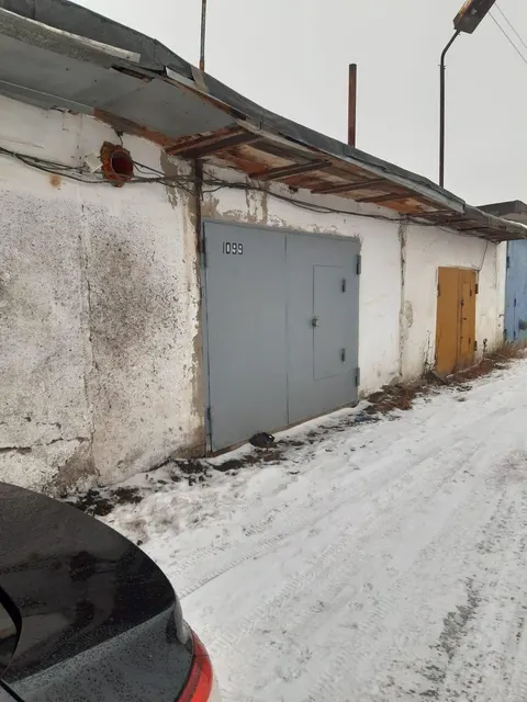 Гаражный бокс, площадью 20,7 кв.м, кадастровый №24:54:0000000:11349, расположенный по  адресу: Красноярский край, г. Назарово, 22-й микрорайон, №4 «В», помещение №1099.  Начальная цена продажи 218 450 руб. Задаток 32780 руб.
