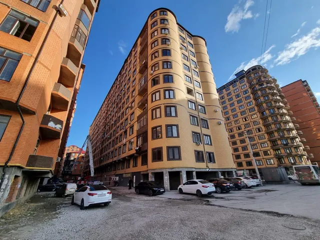 Квартира, площадь 102,2 кв. м., кадастровый №: 05:40:000067:11786, этаж мансарда, местоположение: Республика Дагестан, г. Махачкала, кв-л Г-1, ул. Гапцахская, д. 12, кв. 56 (должник Мирзабегов М. О.)