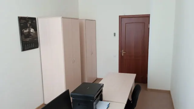 Нежилое помещение №236 (№100 по техническому паспорту) площадью 13,2 кв.м., расположенное на втором этаже Фонда "Инвестиционное агентство Курганской области" по адресу: г. Курган, ул. Бурова-Петрова, д.112а.