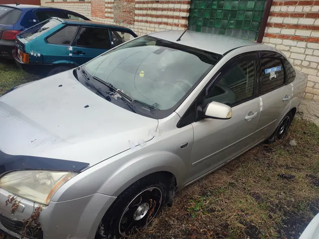 Автомобиль Форд Фокус г.р.з. Т495 НМ 72, VIN WF04XXWPD47U40046 ТС обременено ЗАЛОГОМ. По общему правилу при переходе права собственности залог сохраняется в соответствии со ст. 353 ГК РФ; приобретатель имущества приобретает права и несет обязанности залогодателя. Риски, связанные с сохранением залога и возможностью обращения взыскания на предмет залога, несет приобретатель. ТС имеет ограничения ФССП на регистрационные действия (ключи и документы отсутствуют, техническое состояние не проверялось)